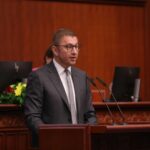 МИЦКОСКИ ПОПУШТА САМО ДА БИ ИЗБЕГАО ГУБИТАК ДИЈАСПОРЕ