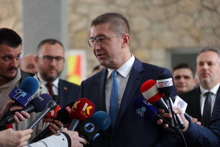 ОДНОСИ СА БУГАРСКОМ СЕ РАДИКАЛИЗУЈУ