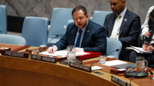 ВЕЛИКА БРИТАНИЈА ТРАЖИ СЛОБОДНУ ПЛОВИДБУ КРОЗ ОРМУЗ