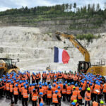 ЕВРОПСКЕ СИЛЕ НЕ ЧЕКАЈУ „ЕКОЛОШКЕ“ ДОЗВОЛЕ СА УЛИЦЕ