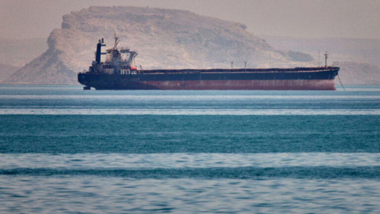 ОМАН УСПОСТАВИО ПРИВРЕМЕНИ КОРИДОР КРОЗ ОРМУСКИ МОРЕУЗ
